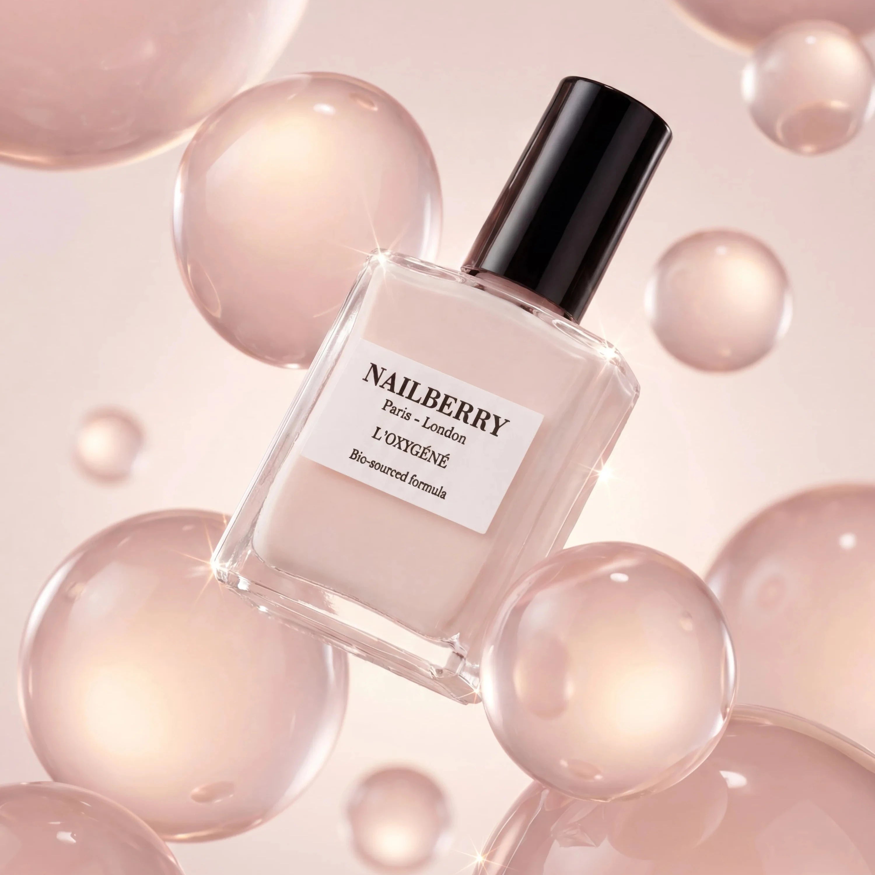 L'Oxygéné Nailberry Nagellack "On Cloud Nine" - milchiger, cremiger Weißton