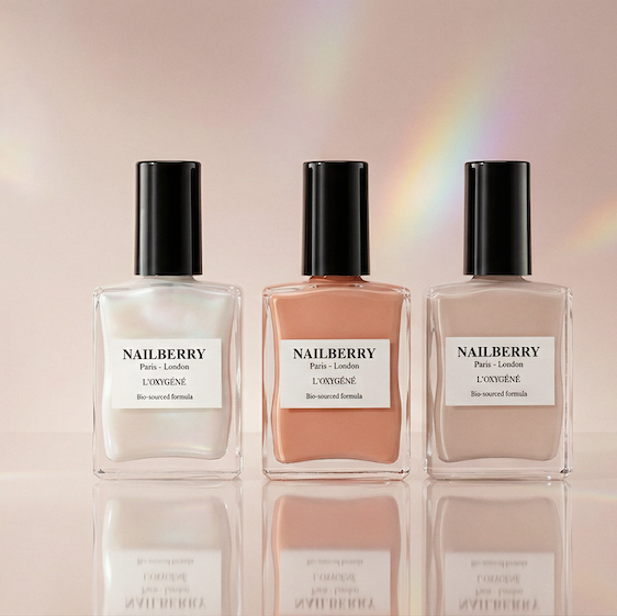 L'Oxygéné Nailberry Nagellack "Made You Blush" - Zarter pfirsichrosa Jelly-Ton