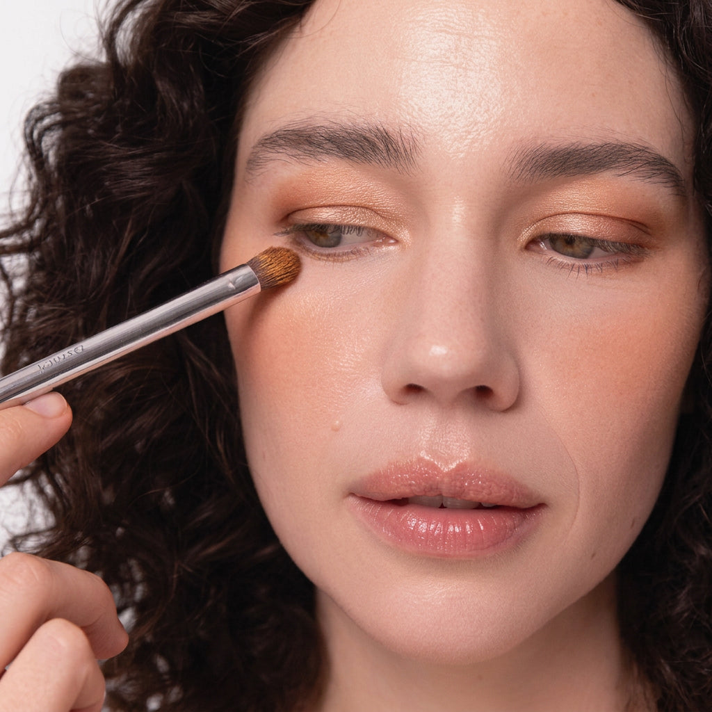 Lidschattenpinsel Eco Vegan Eye Duo Brush von Ere Perez – ideal zur Chamomile Eye Palette