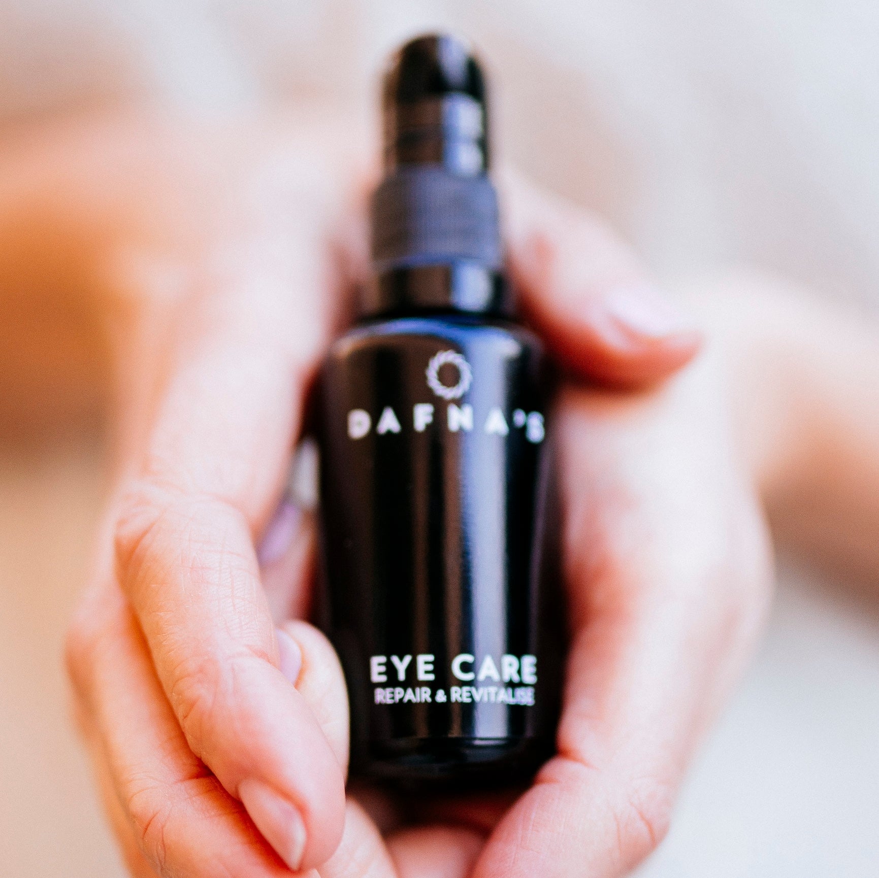 EYE CARE - DAFNA'S leichte Augenpflege