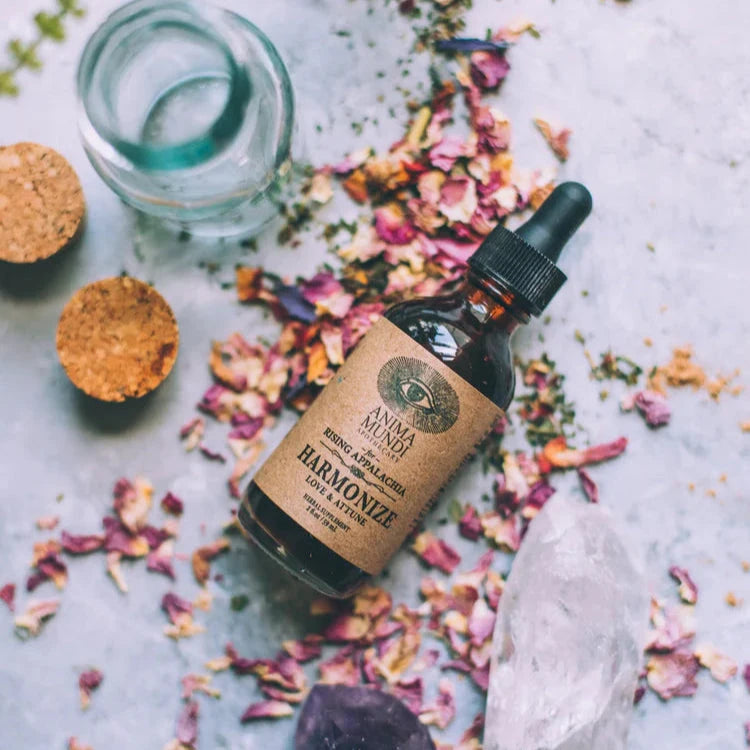 Harmonize Tonic mit Rose und Ashwagandha für innere Zentrierung