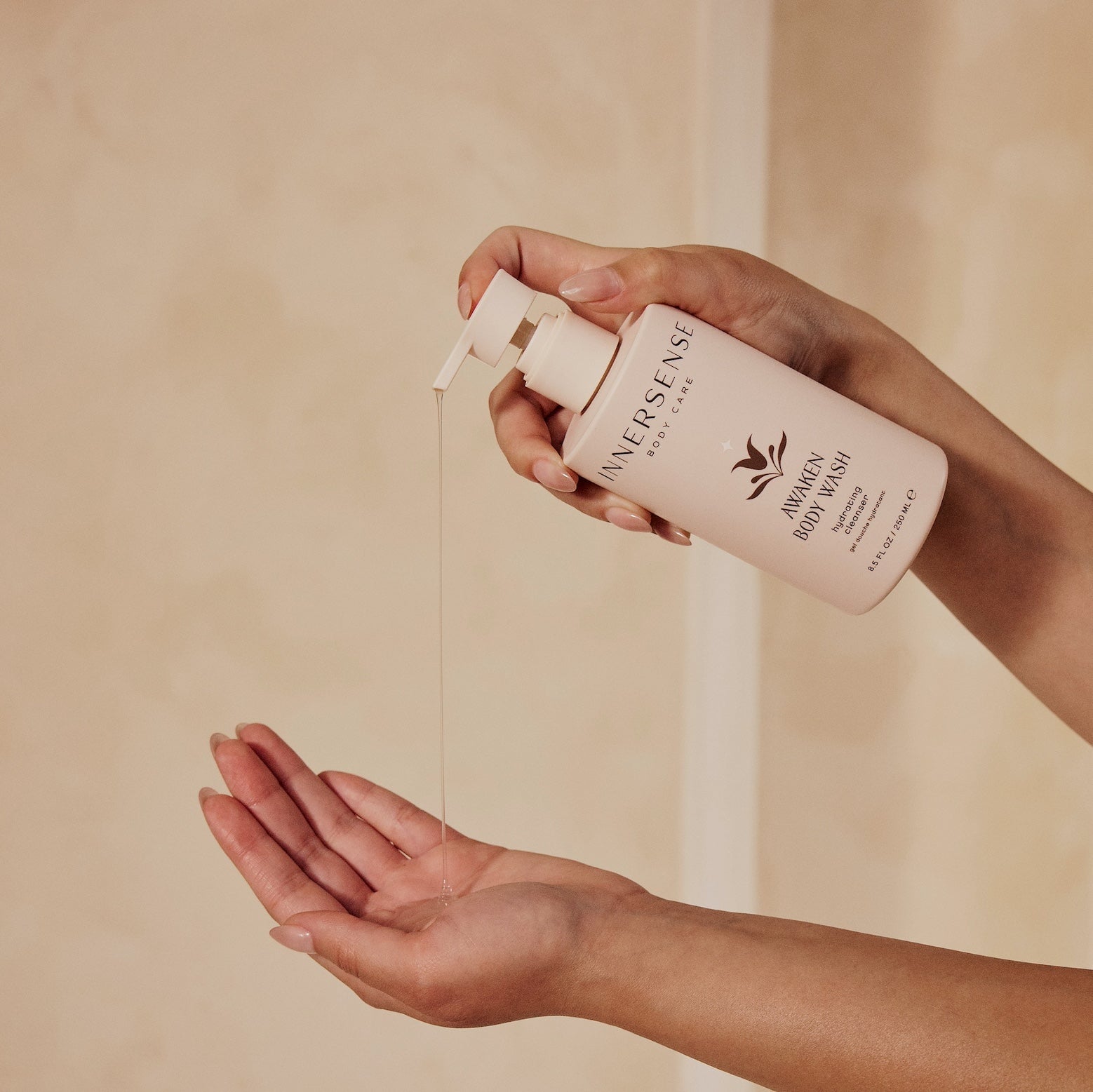 Innersense Organics AWAKEN BODY WASH - nourishing shower gel
