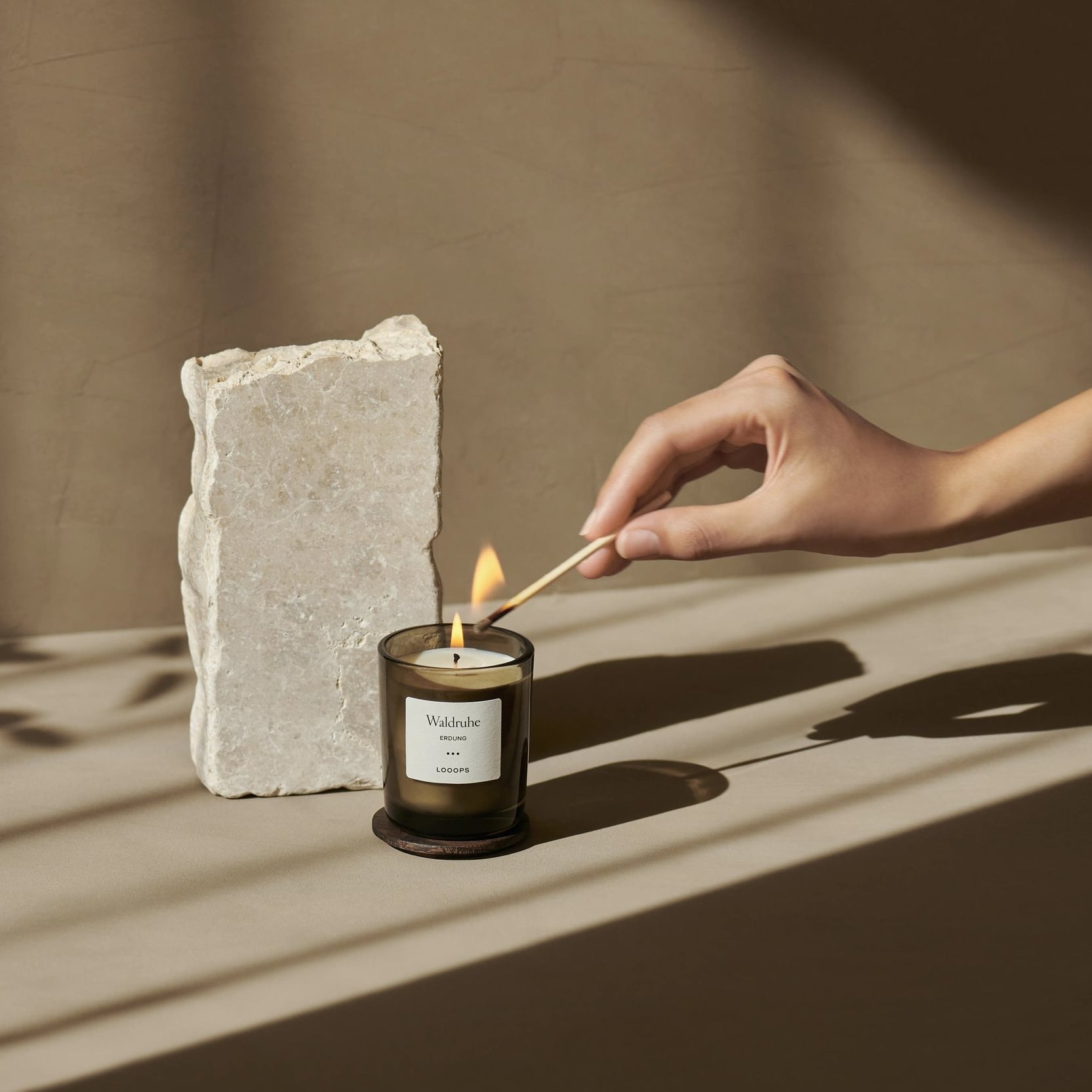 LOOOPS candle "WALDRUHE" | natural scented candle