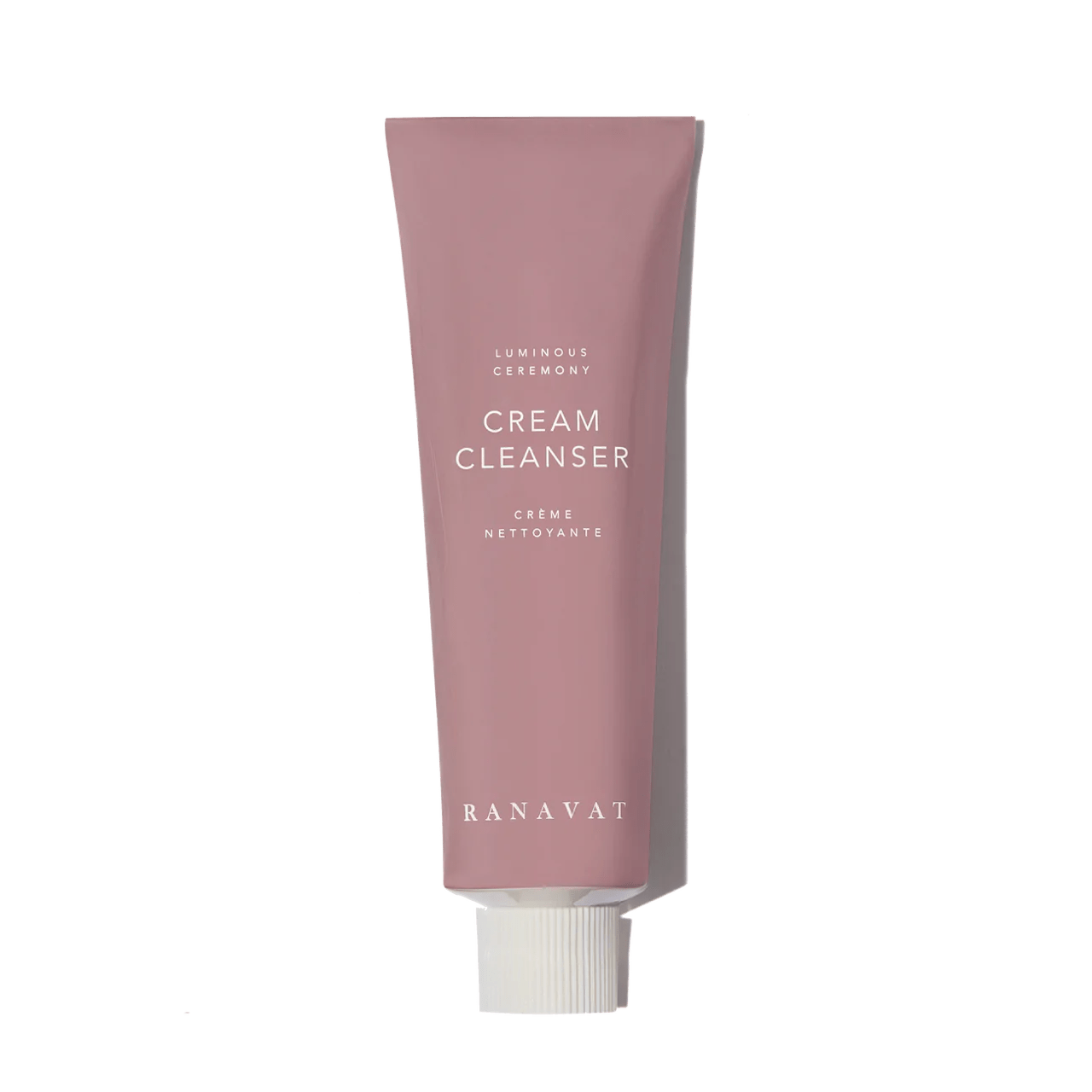 Ranavat Luminous Ceremony Cleanser vor weißem Hintergrund