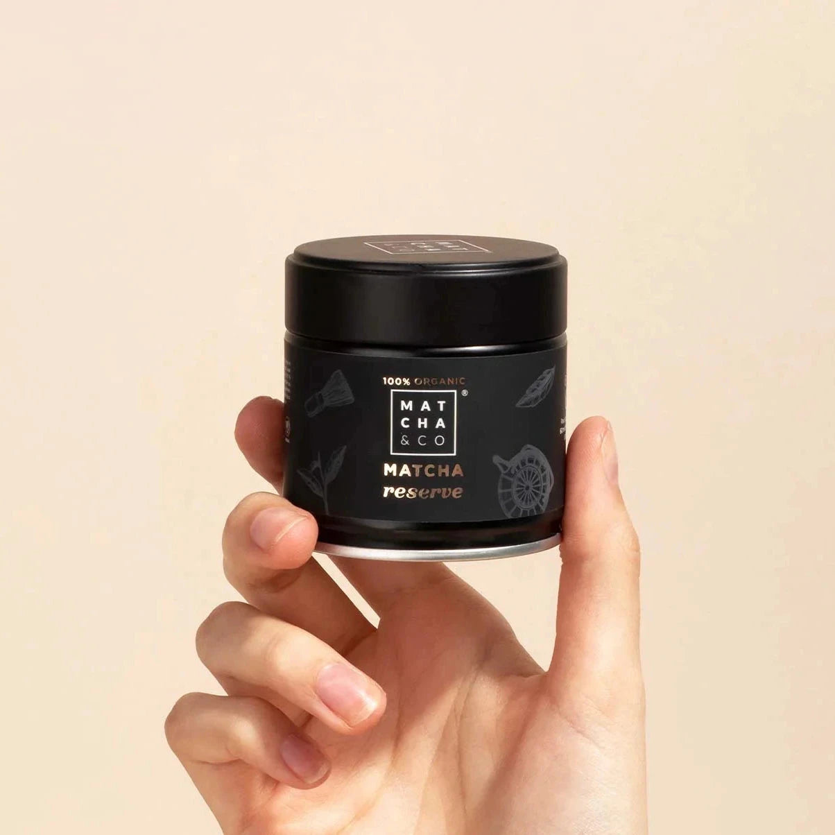 Matcha Reserve Tee von Matcha & Co in Bio-Qualität, Produktdose Vorderseite