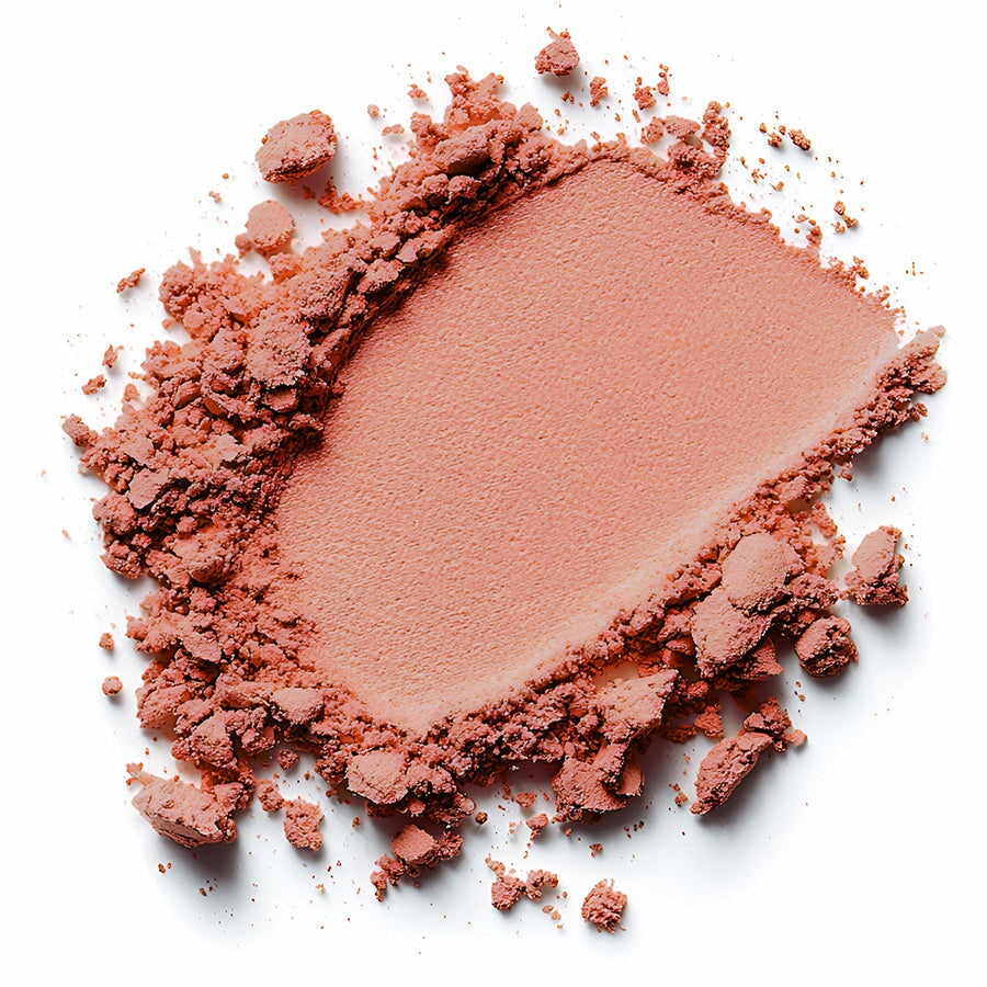 Powder Blush MELISENDE auf weißem Untergrund.