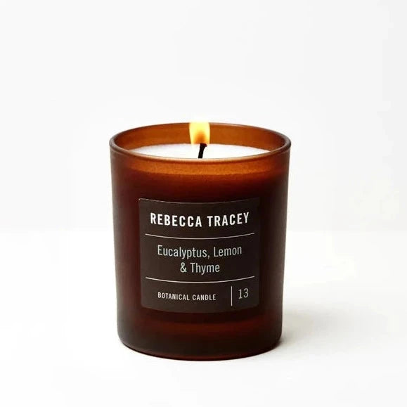 Soy wax aroma candle in the fragrance combination eucalyptus, lemon and thyme North Glow