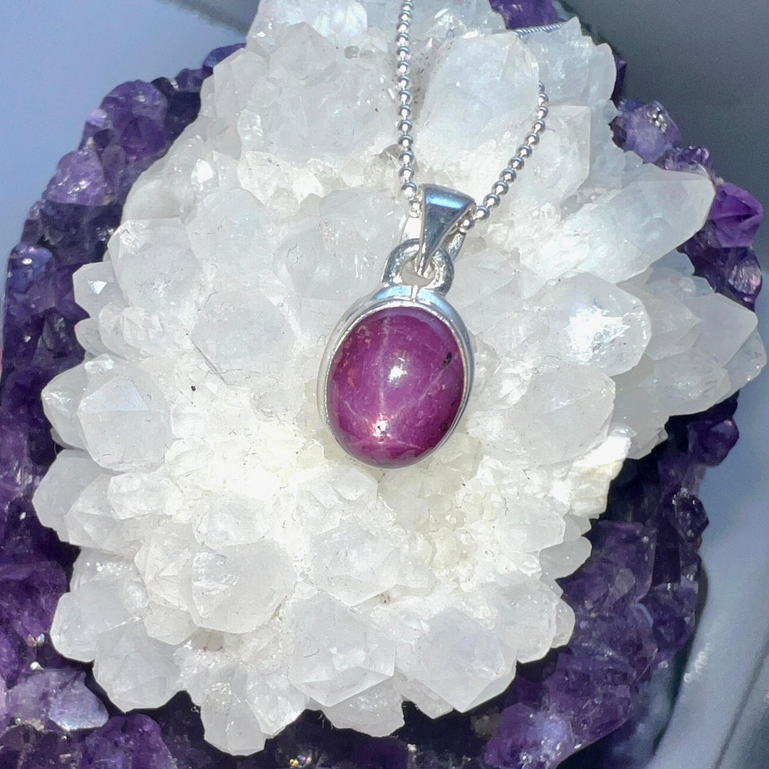 Star ruby pendant with 925 silver setting North Glow