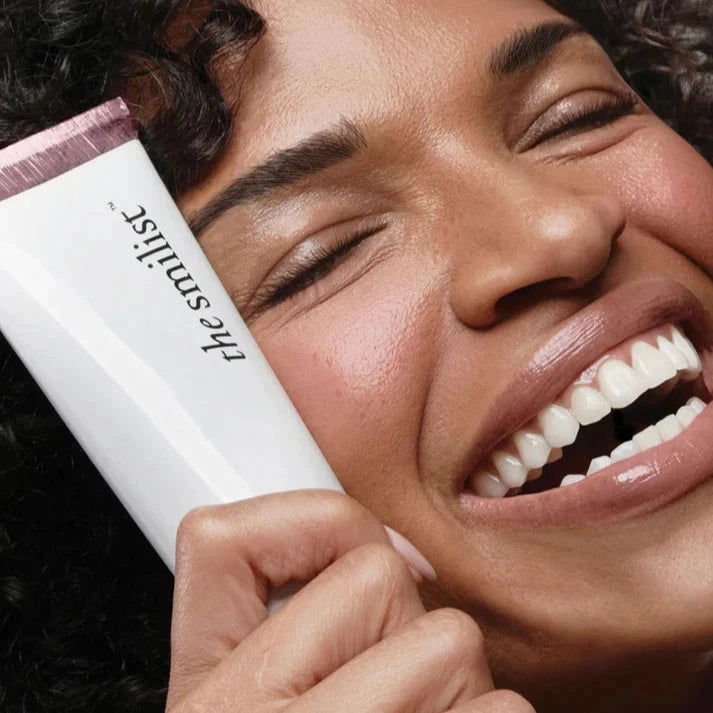 Whitening Toothpaste - Aufhellende remineralisierende Zahnpasta von The Smilist