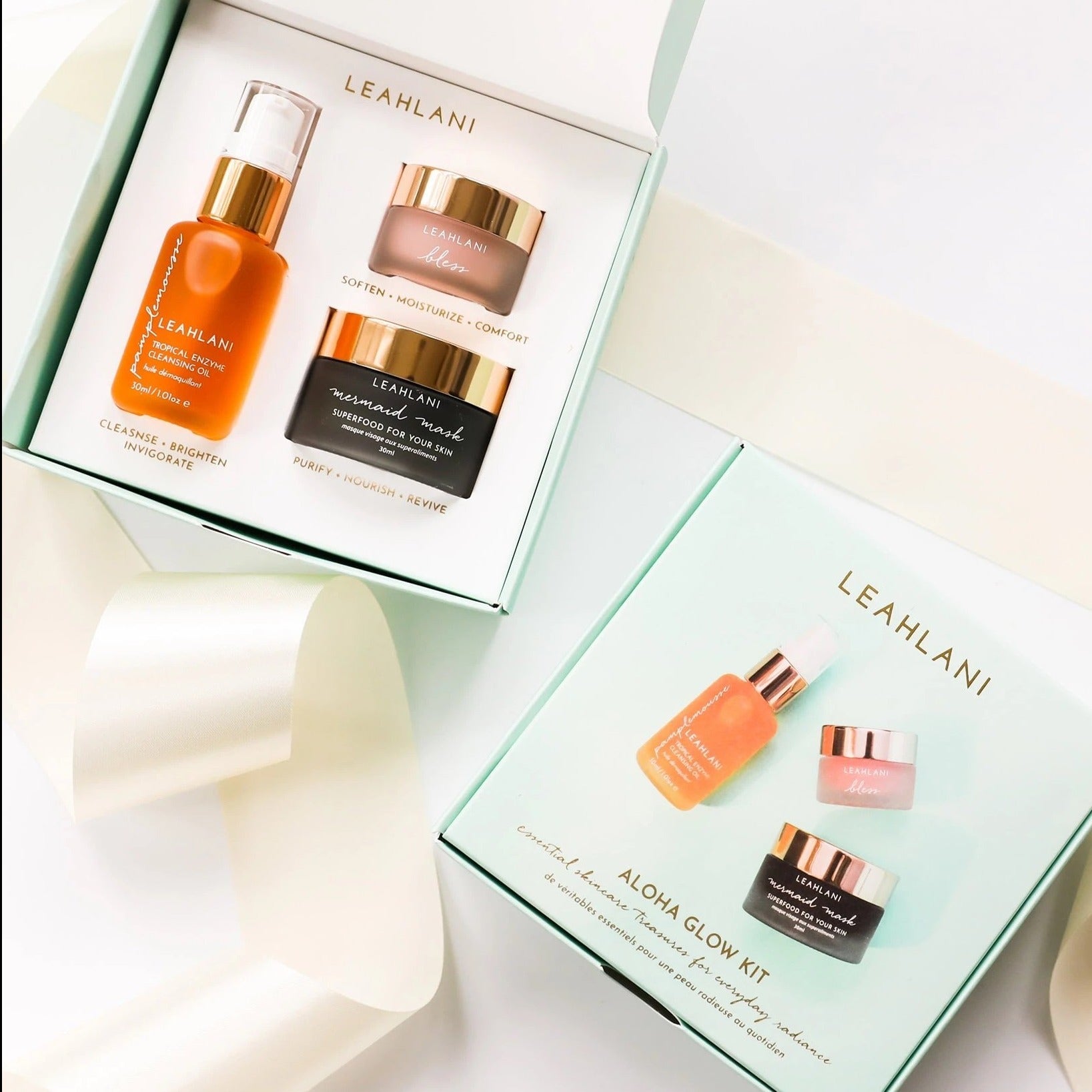 Leahlani Aloha Glow Kit in Verpackung vor hellem Hintergrund