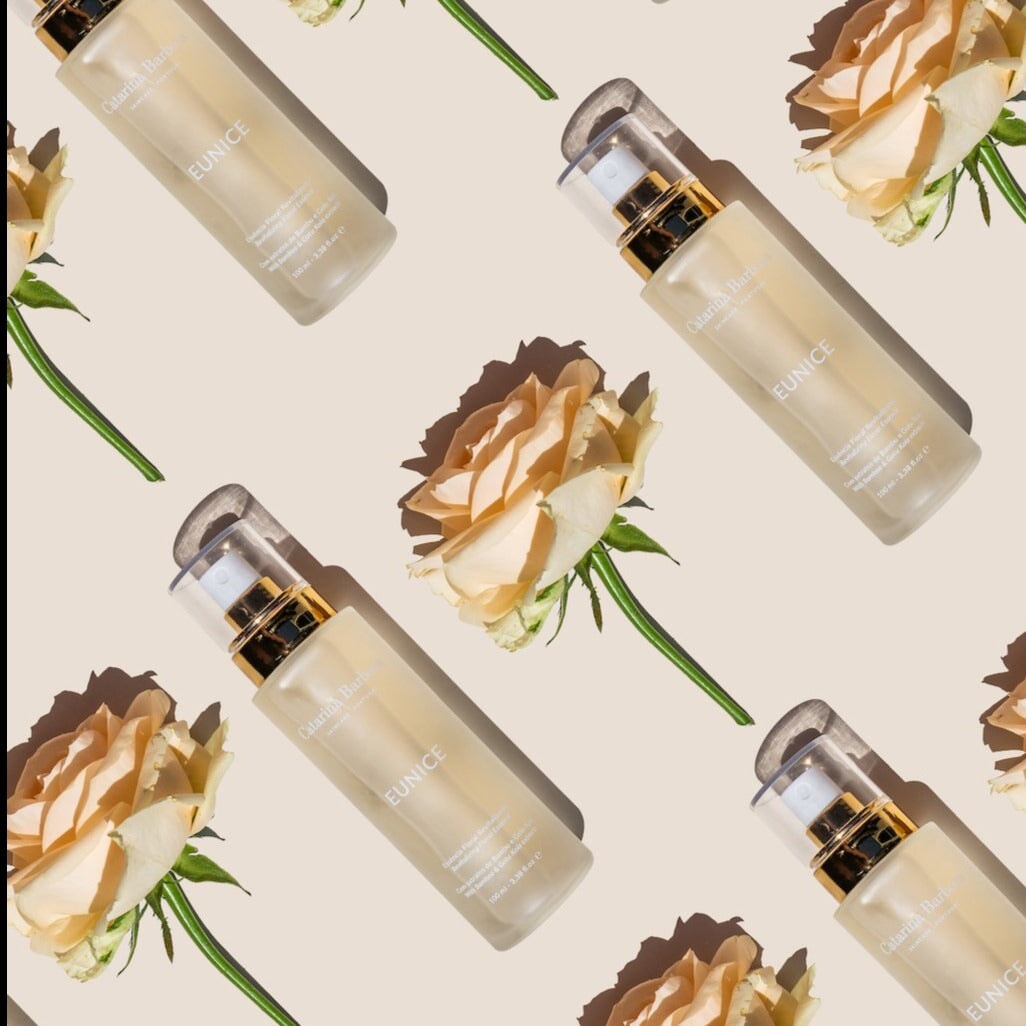 EUNICE - Feuchtigkeitsspender mit Hyaluron, Peptiden, Gotu Kola