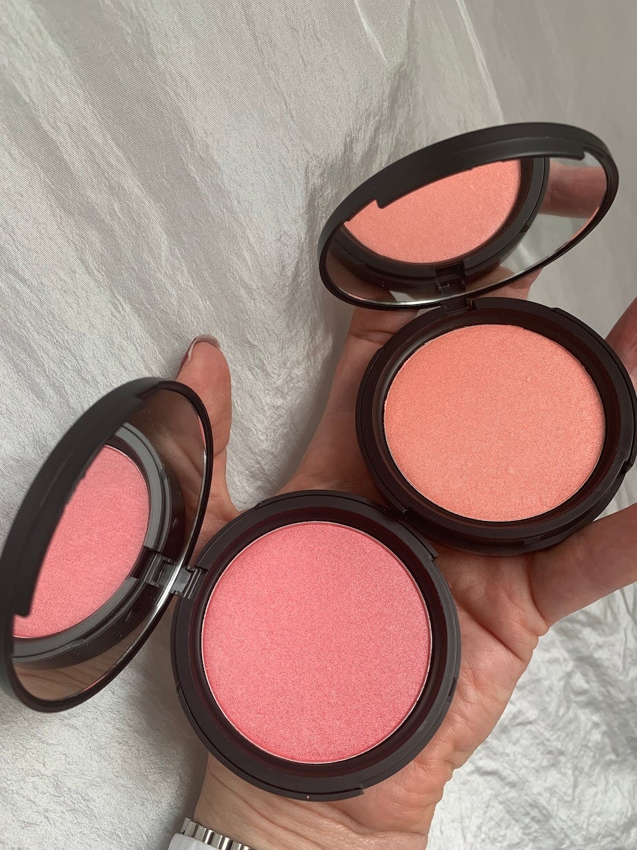 Luminescence ~ radiant blush and highlighter in one, in 2 shades