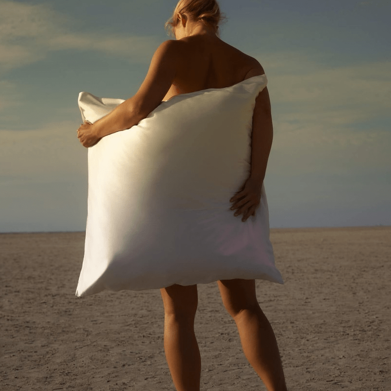 Luxury silk pillowcase against wrinkles, split ends and acne - 80x80