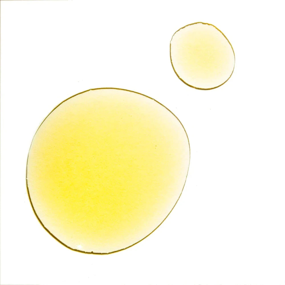 Texturbeispiel des UMA Santal Silk Body Oils.