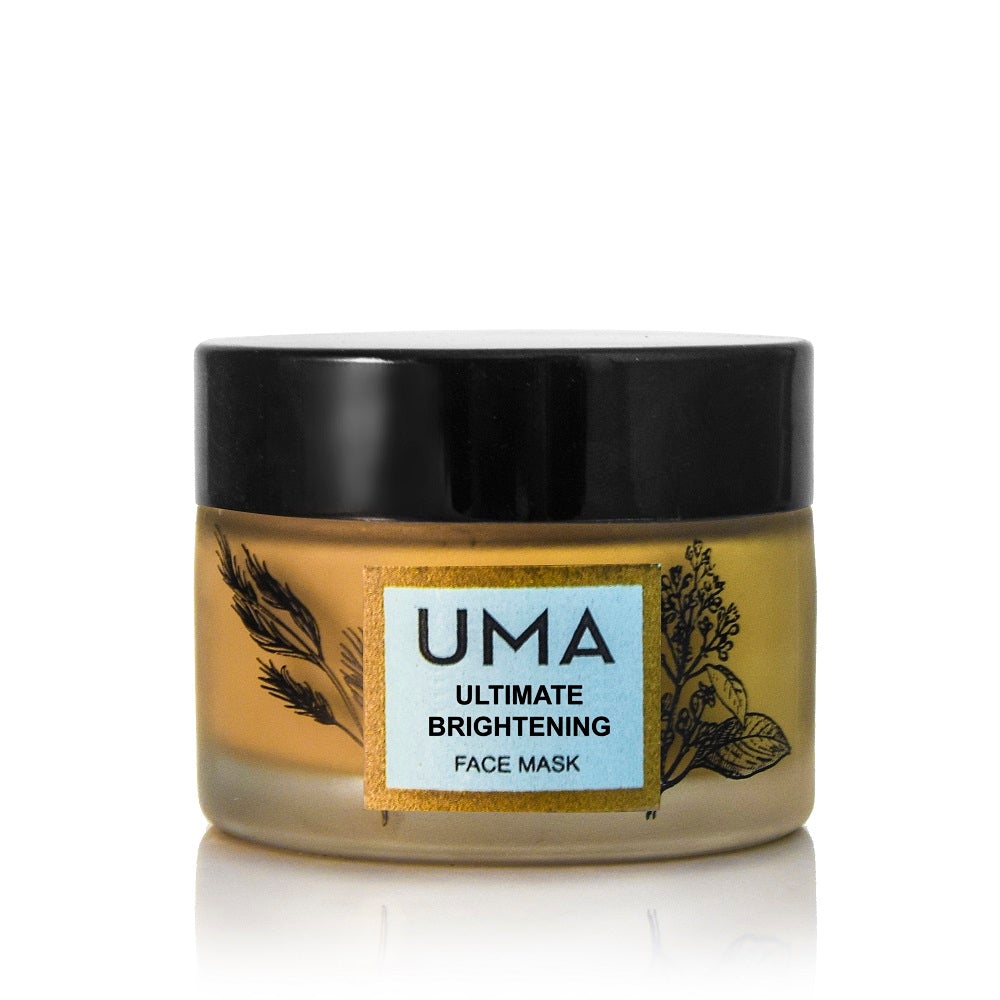 UMA Ultimate Brightening Face Mask Schraubglas mit schwarzem Deckel steht vor weißem Hintergrund. 