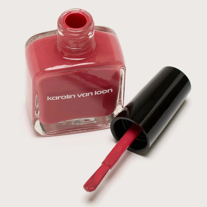 Geöffneter Nagellack 38 Framboise Rose von Karolin van Loon.