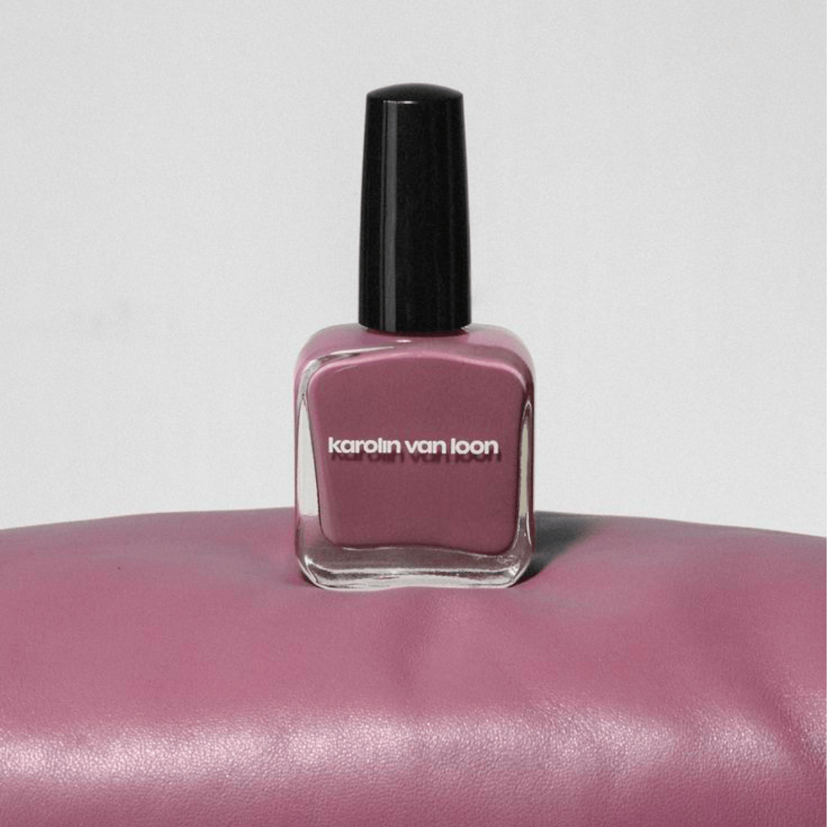 15-ml-Flasche Violett-pinker Nagellack von Karolin Van Loon – Farbton Jus de Prune