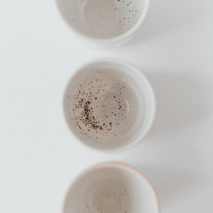 Kaffeebecher "Me Time", handgefertigt aus Keramik