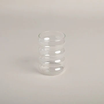 Bubble Glas Blanko von Eulenschnitt vor hellem Hintergrund.