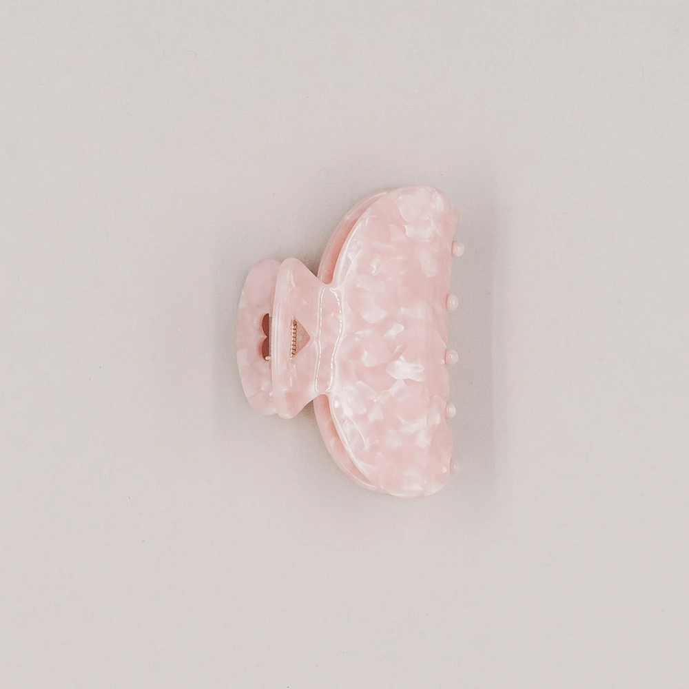 Haarspange Herz Blush von Eulenschnitt – zartrosa, marmoriertes Finish, romantisches Design