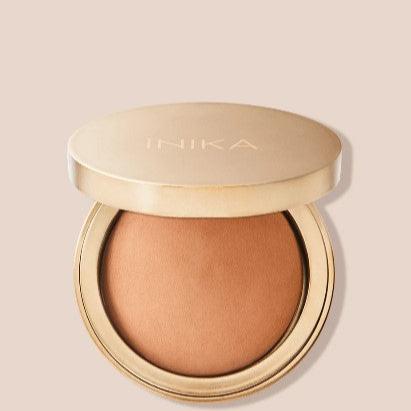 INIKA Baked Mineral Bronzer_Sunkissed golde Puderdose geöffnet