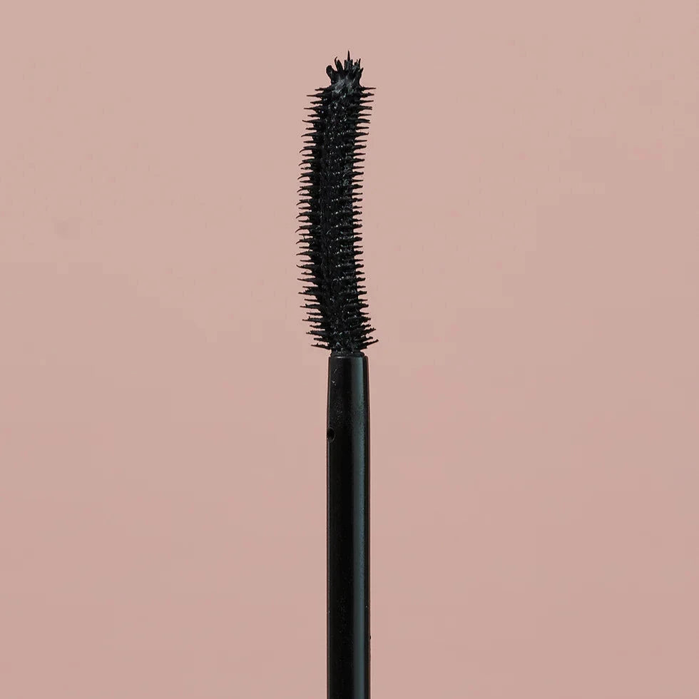 INIKA Curvy Lash Mascara Bürstenkopf.