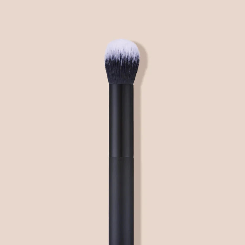 Bürstenkopf des INIKA Organic Setting Brush.