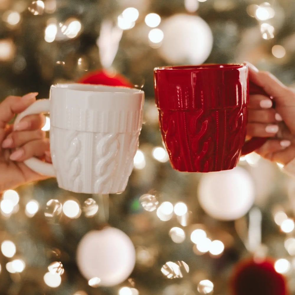 Pullover Kaffeeasse Creme – 18oz Wintertasse im Strickmuster -Sweet Water Decor
