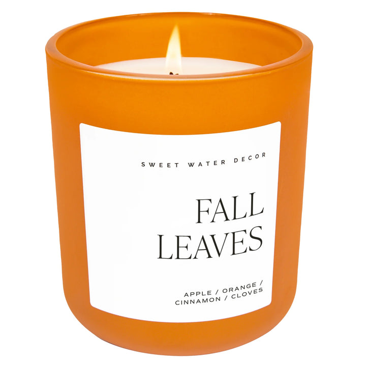 Sojawachskerze "Fall Leaves" in orangefarbenen Milchglas