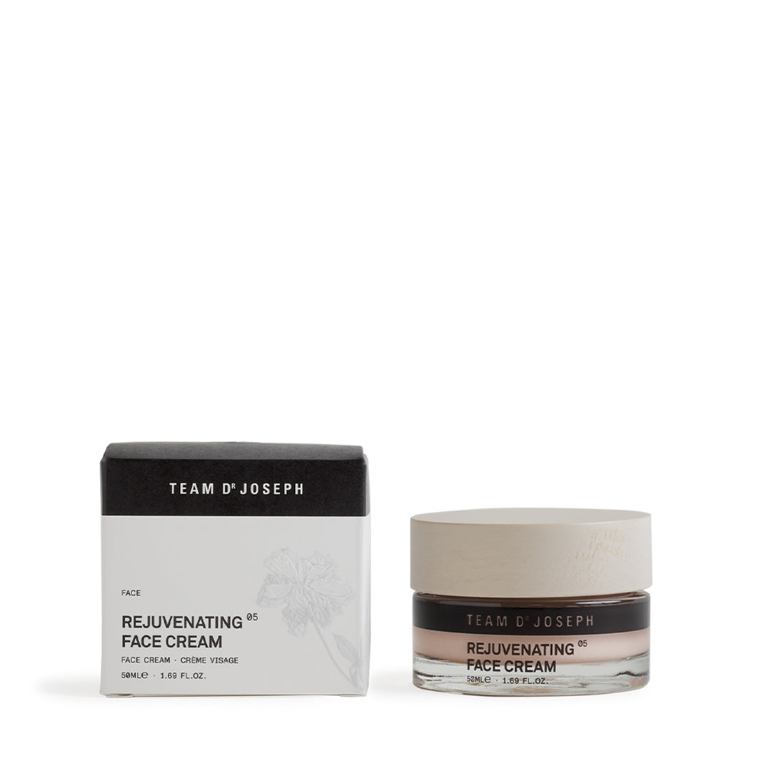 Rejuvenating Face Creme von TEAM DR JOSEPH – luxuriöse Anti-Aging Gesichtscreme in eleganter Verpackung, ideal zur Reduktion von Falten und für ein strafferes Hautbild. North Glow