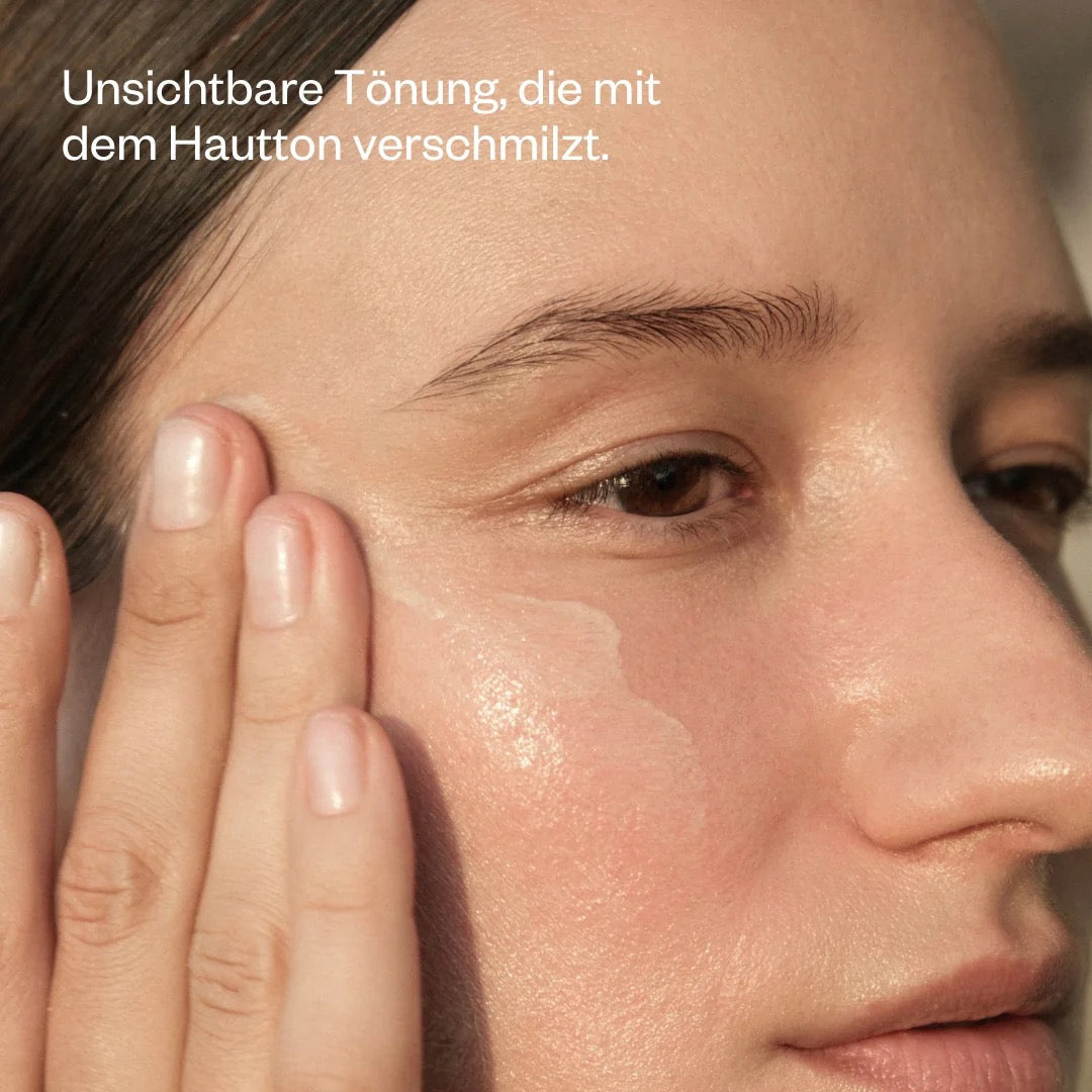 Unsichtbare Tönung, die mit der Haut verschmilzt 
