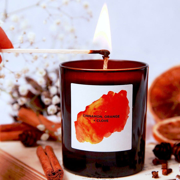 A CALM CHRISTMAS - Sojawachskerze 'Cinnamon, Orange + Clove'