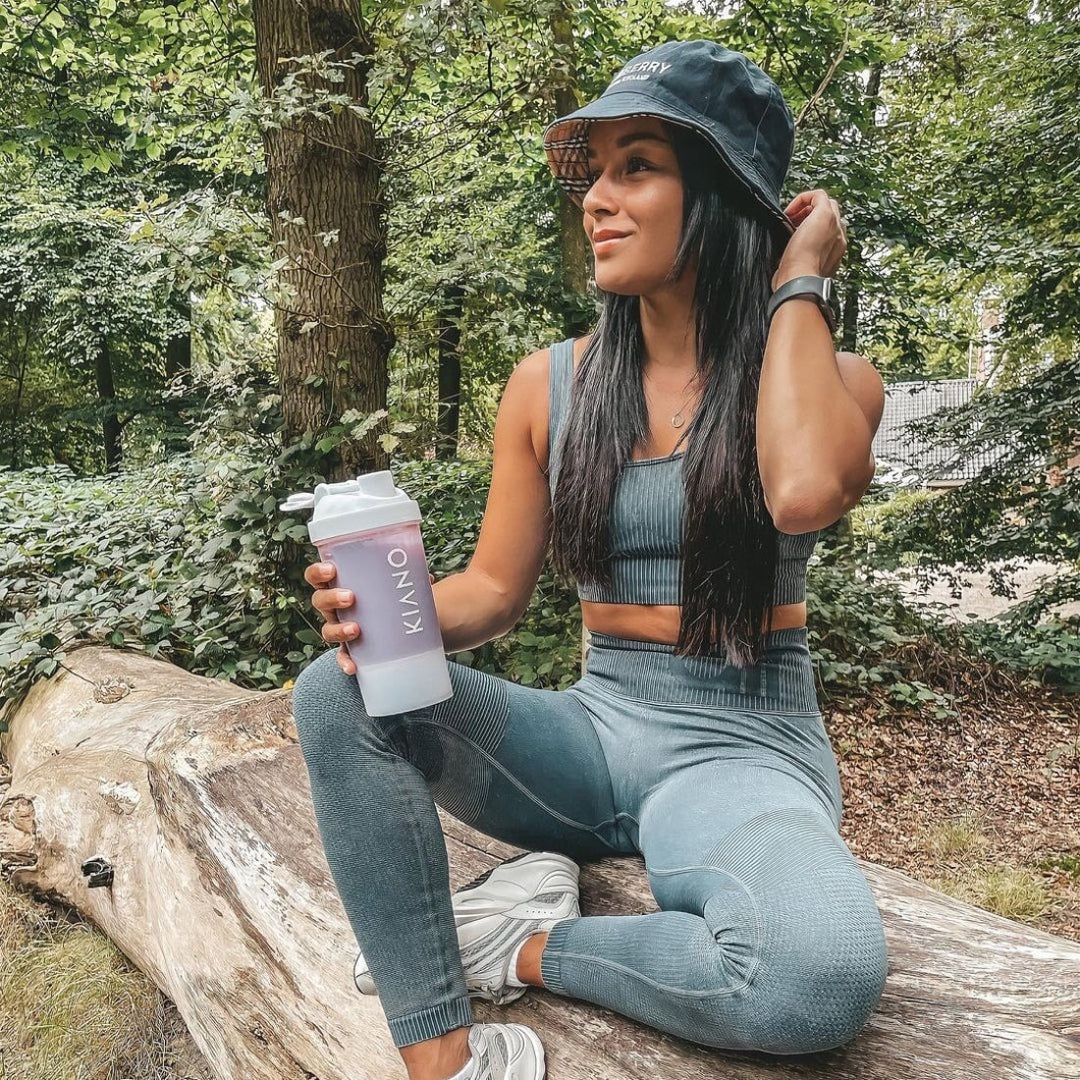 Berry Strong - Veganes Eiweißpulver mit Bio-Superfood-Beeren North Glow