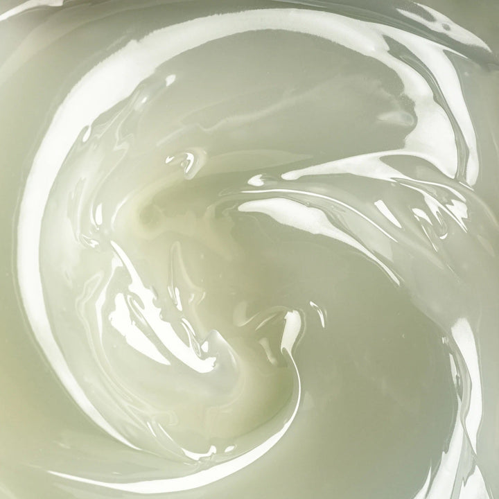 Farb- und Texturbeispiel der Manasi 7 Botanical Cleanser Caulis.