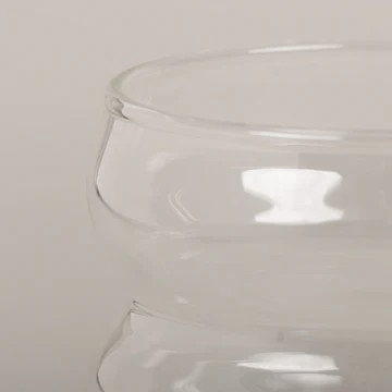 Nahaufnahme eines Bubble Glas Blanko von Eulenschnitt. North Glow