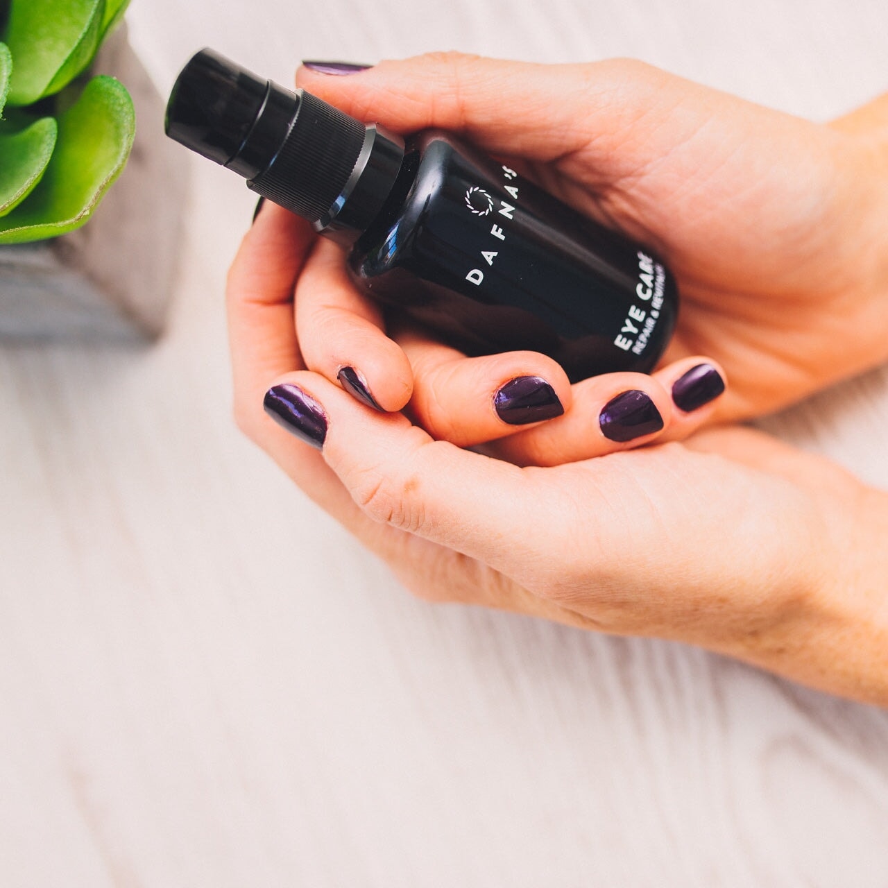 EYE CARE - DAFNA'S leichte Augenpflege