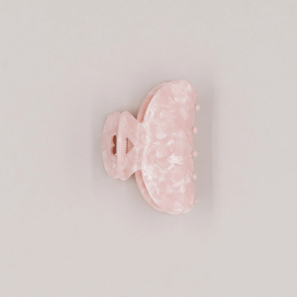 Haarspange Herz Blush von Eulenschnitt – zartrosa, marmoriertes Finish, romantisches Design