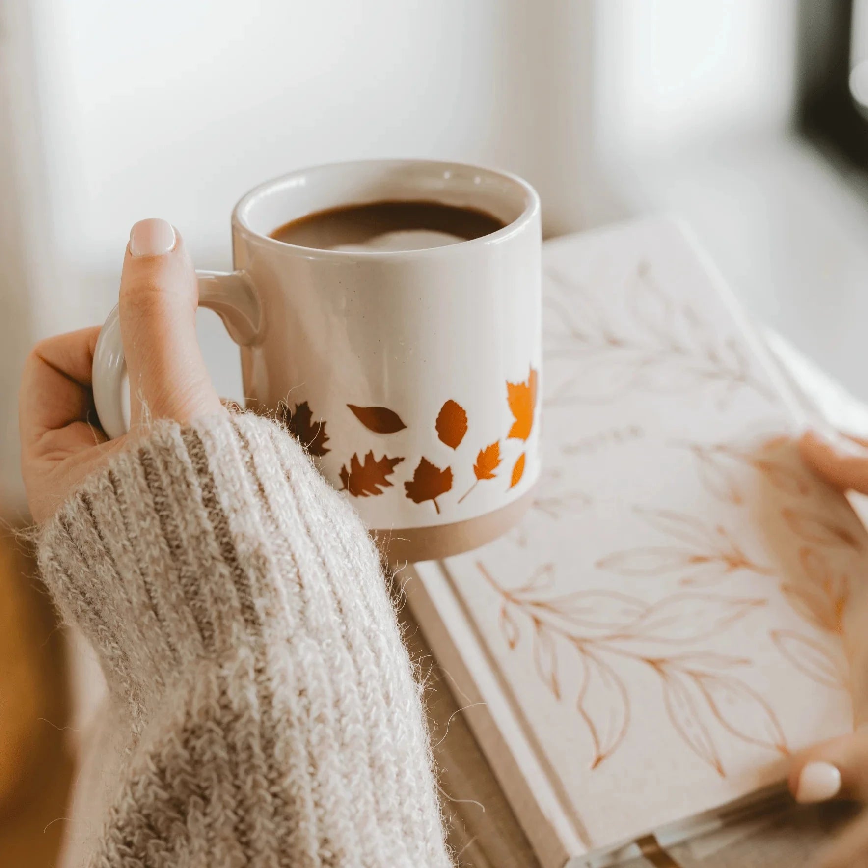 ORANGE LEAVES Coffee Mug - Herbsttasse von SWEET WATER DECOR