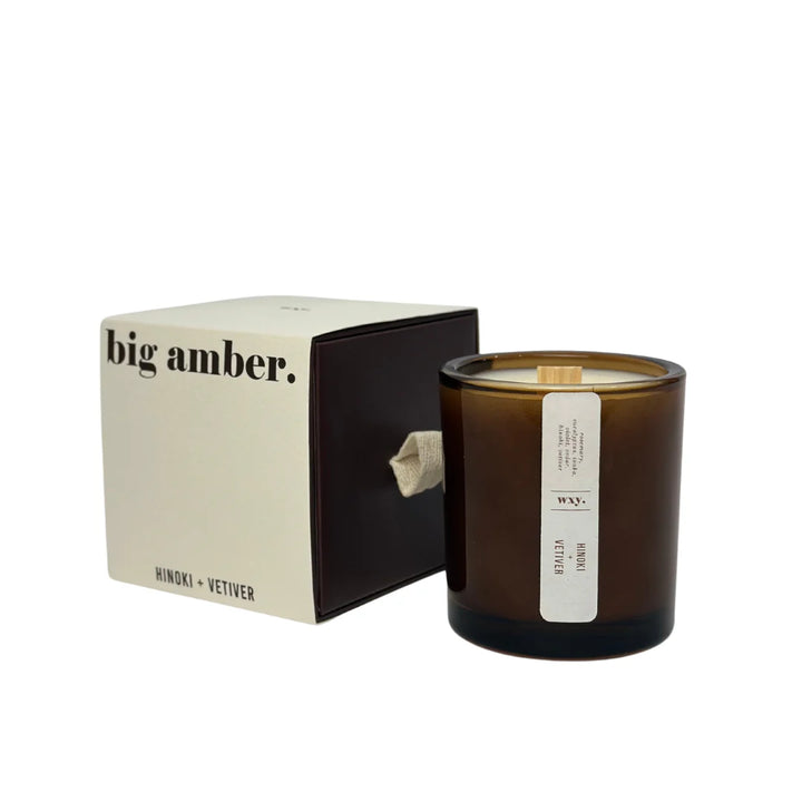 amber. HINOKI + VETIVER | the grounding scent. | Duftkerze - wxy.