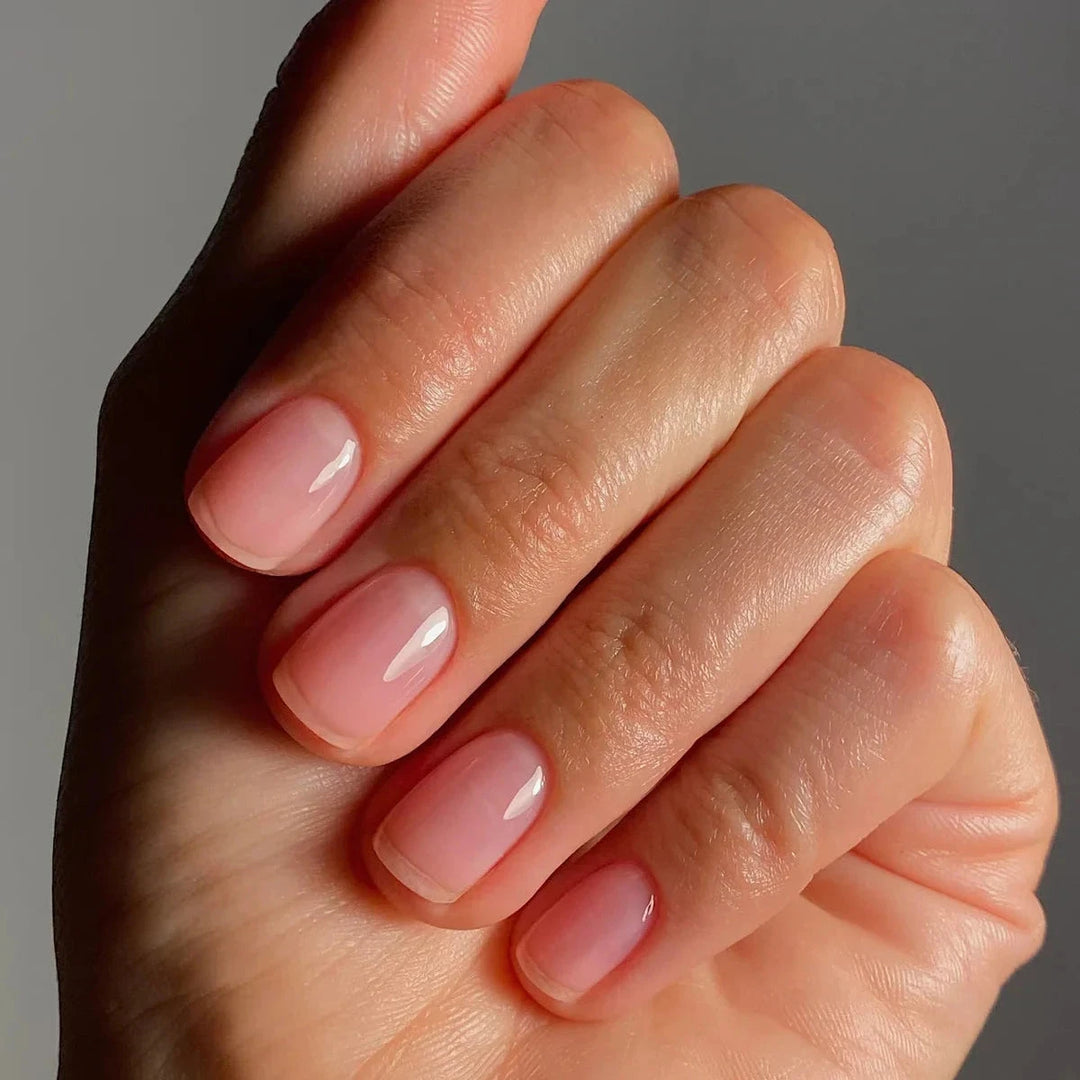 Hydra Glow – Pflegender Nagel-Perfektionierer mit natürlichem Glow von Karolin van Loon North Glow