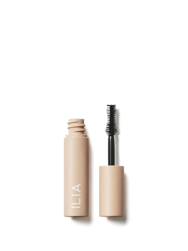 ILIA Beauty Fullest Voluminizing Mascara - schwarze Volumen-Wimperntusche