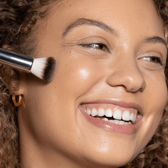 ILIA Complexion Brush ~ Foundation Makeup Brush