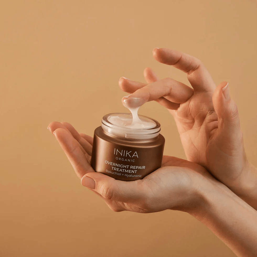 INIKA Overnight Repair Treatment - cremige Textur  North Glow