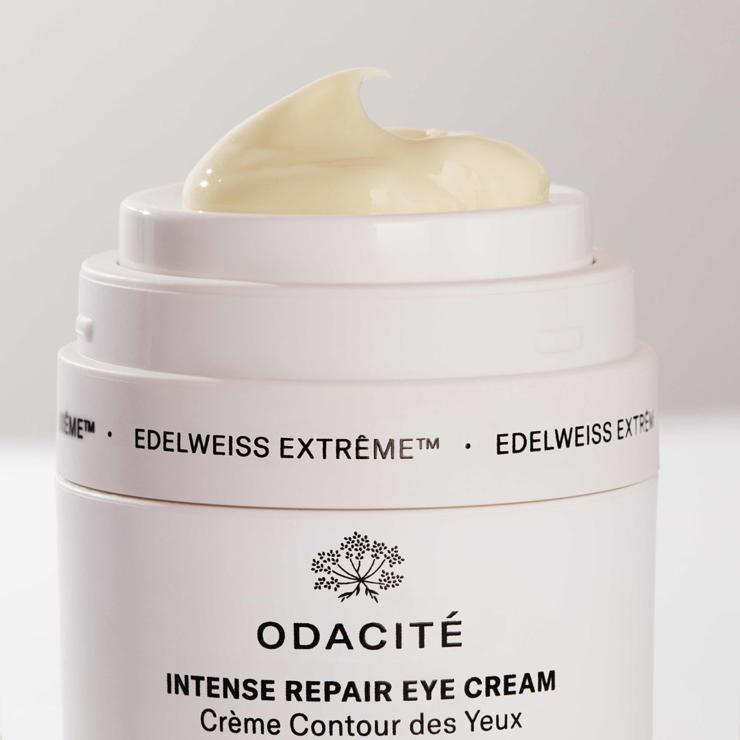 Samtige Textur - Odacité Intense Repair Eye Cream mit Edelweiss Extreme. North Glow