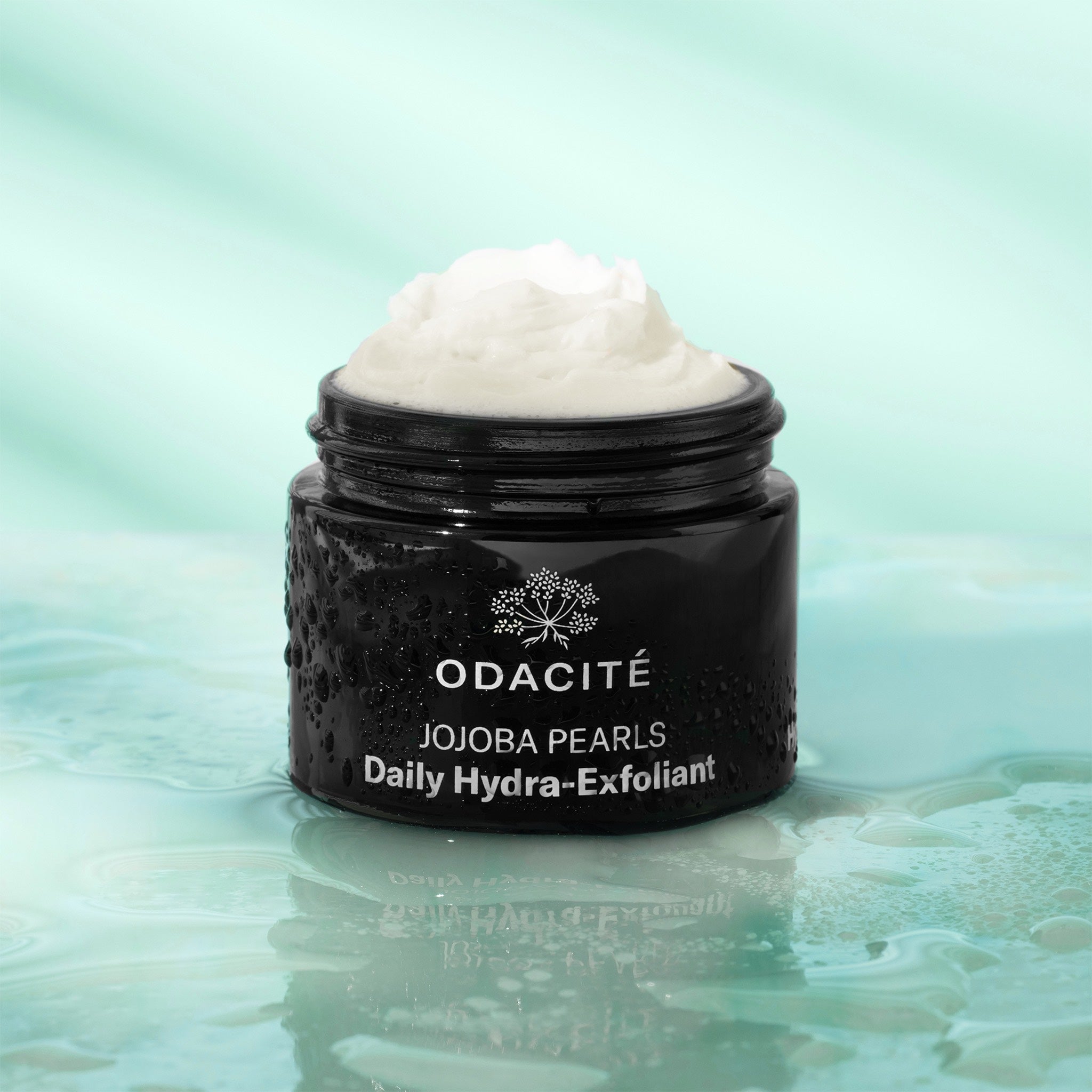 Feuchtigkeitsspendende Jojoba Pearls von Odacité