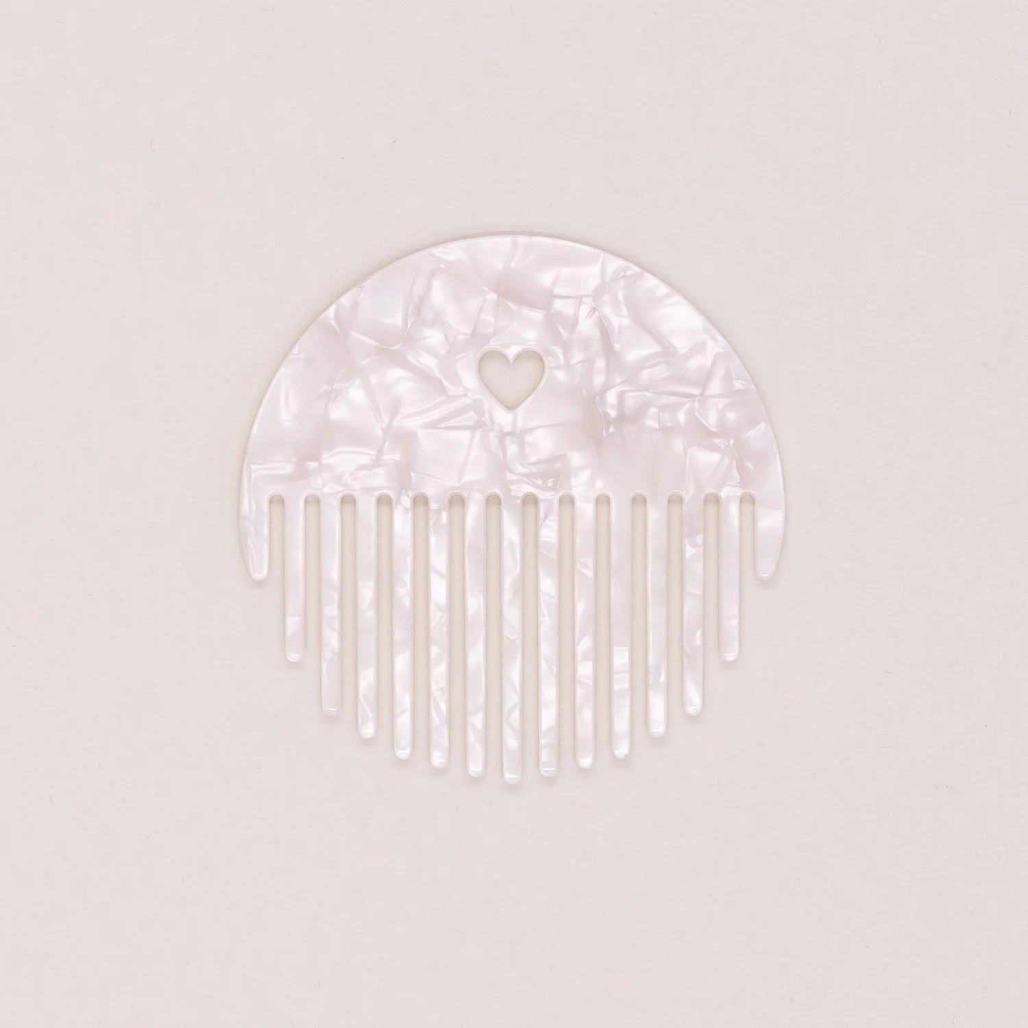 Eulenschnitt Kamm Herz Pearl – elegantes Design in Weiß mit Herz-Detail
