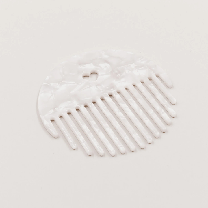 Kamm Herz Pearl von Eulenschnitt – marmorierter Look, stilvolles Accessoire