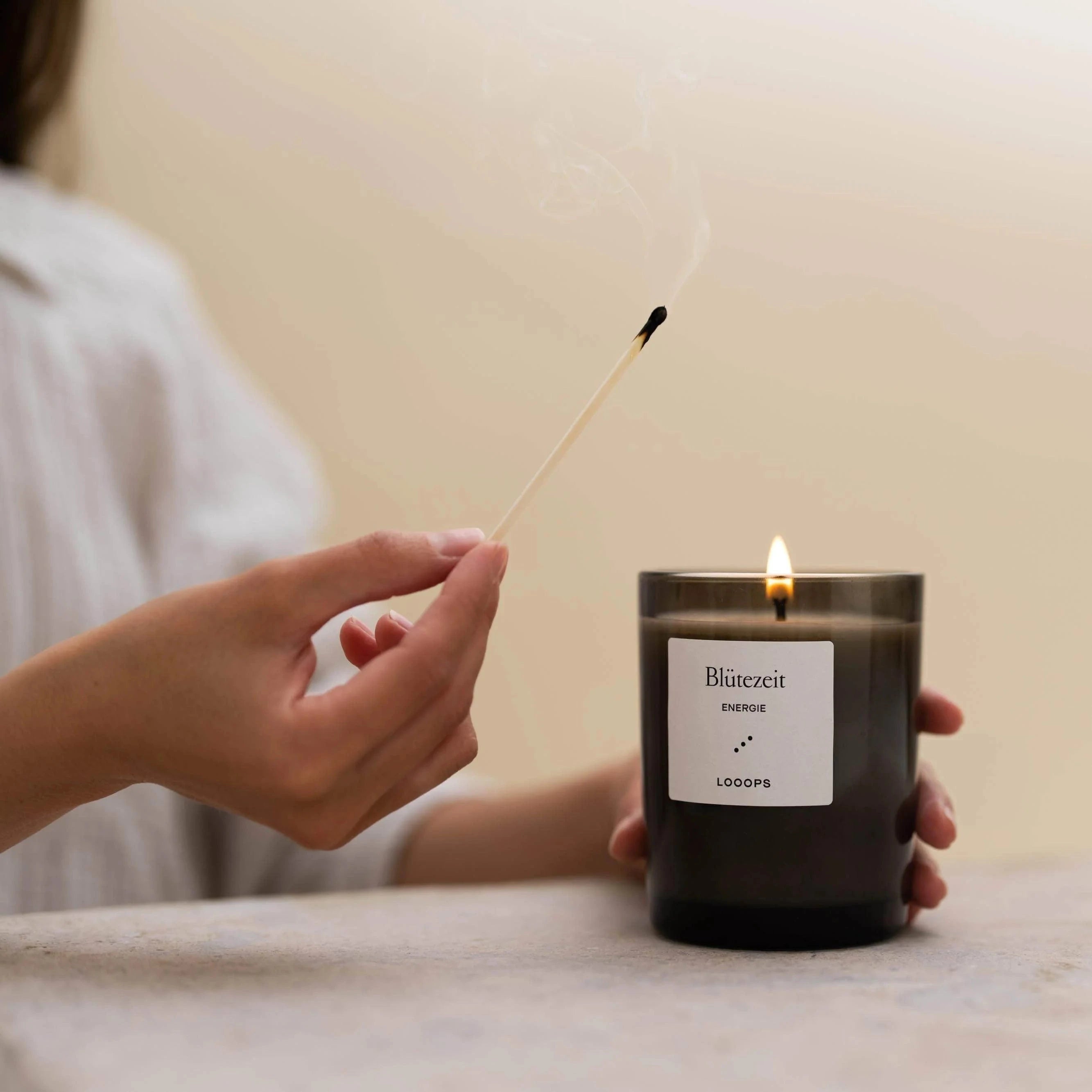 LOOOPS candle "BLÜTEZEIT" - natural scented candle