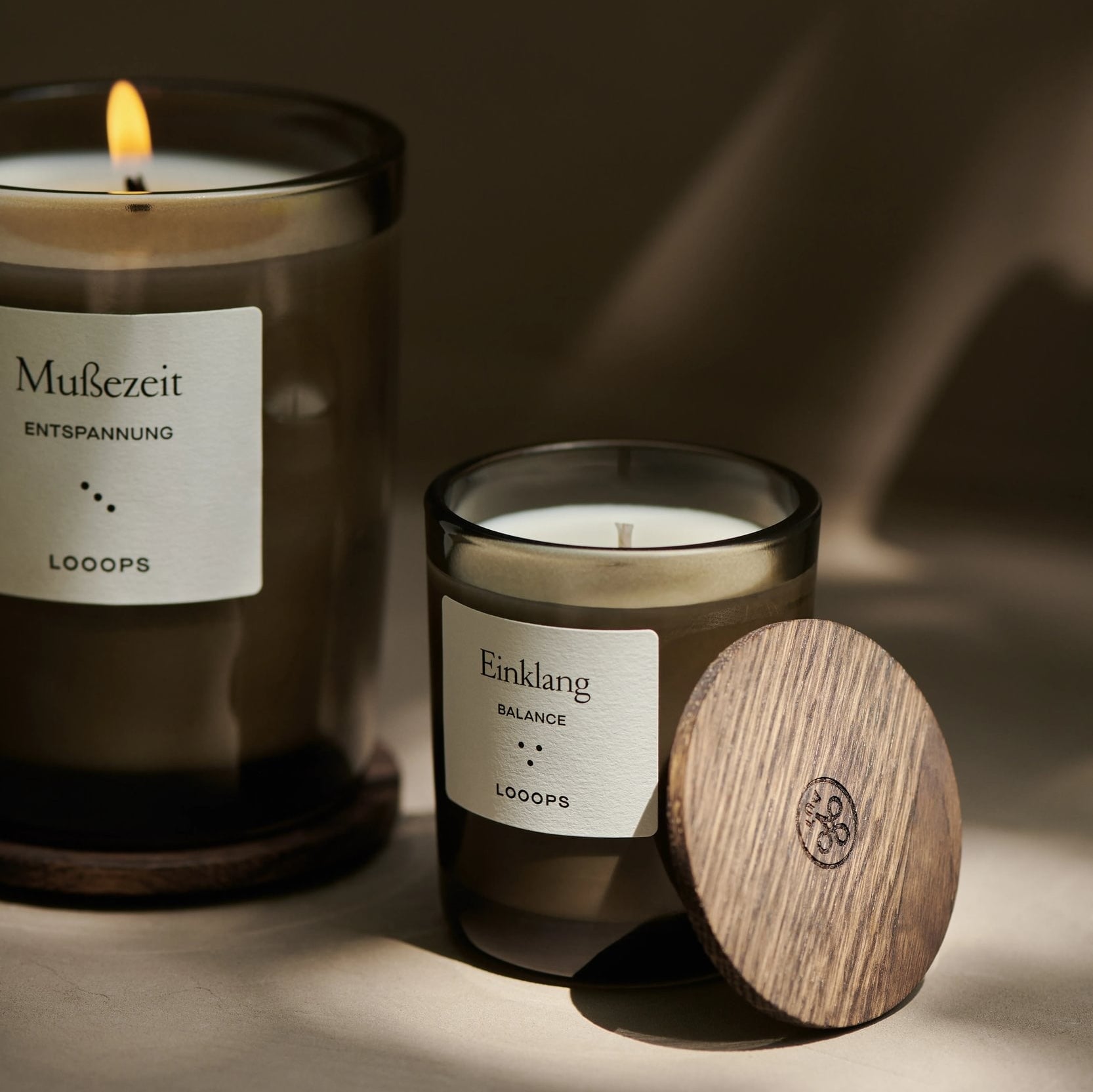 LOOOPS Candle "Leisure Time" - Soy wax candle with gentle essential oils