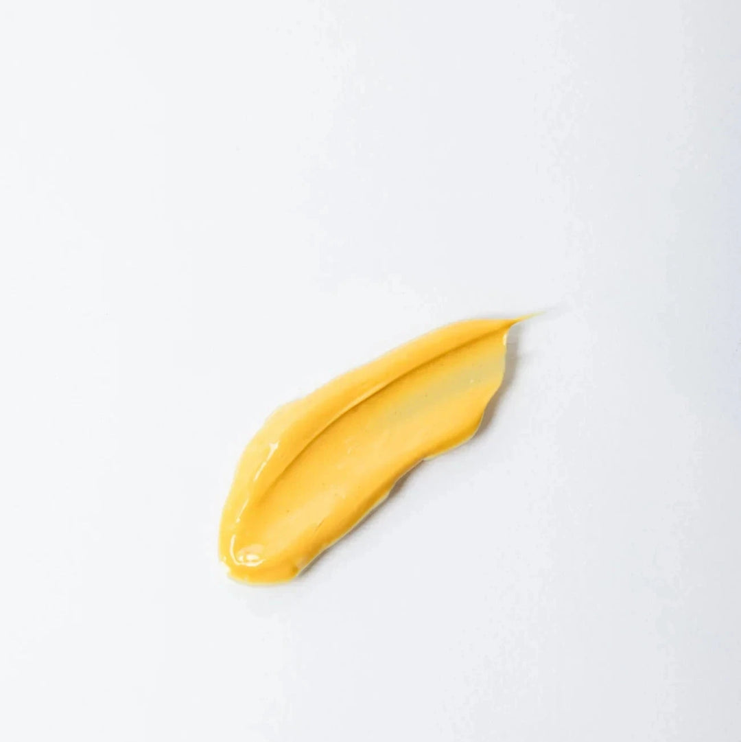 Seidig-goldene Textur der MIORELAXANT MAGIC™ Night Mask Gold von science 4 beauty – intensive Pflege und Glättung im Schlaf North Glow